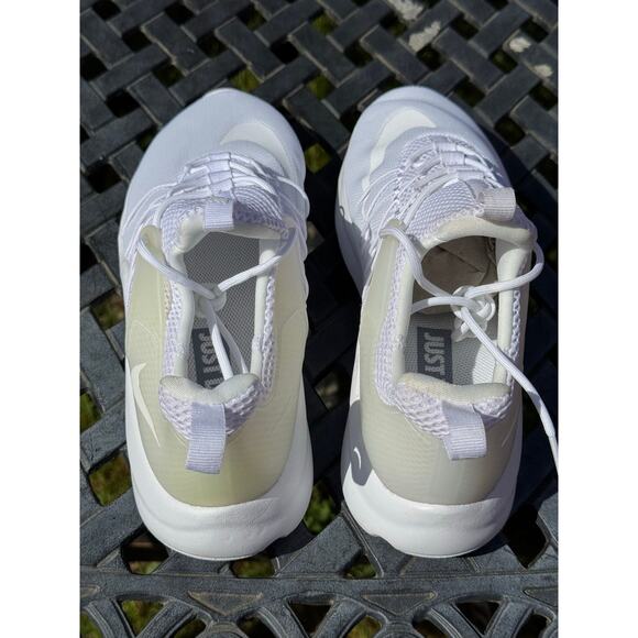 NIKE DARWIN WHITE Men’s Size 8 819803-111 New without Tags - Picture 7 of 7